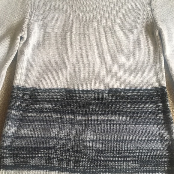 Cream & Black women’s sweater - Picture 3 of 4